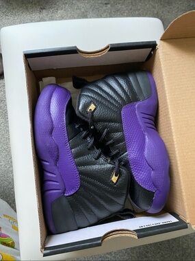 Jordan Kids Black and Purple Basketball Shoes